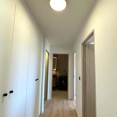 3 Renovated Sea View 2025 *